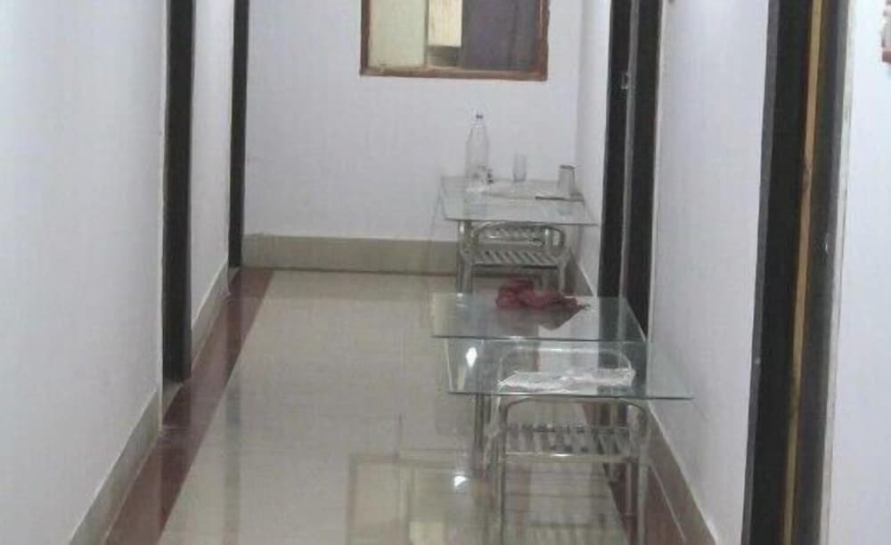 Фото Hotel Ankur