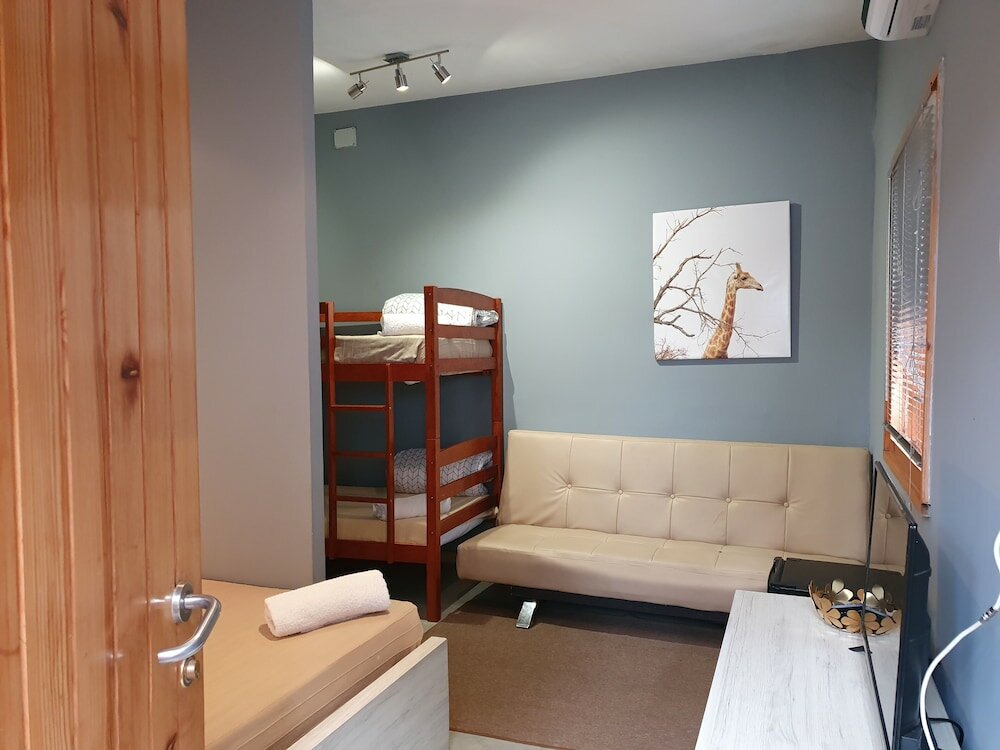 Фото Liv Inn Guest House