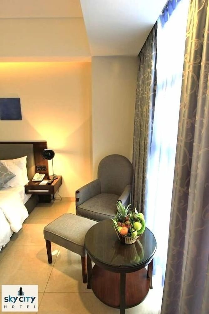 Фото Sky City Dhaka