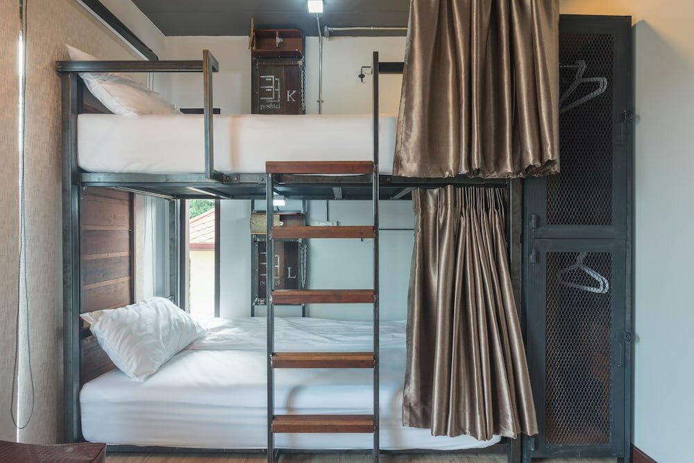 Фото 33 Poshtel - Adults Only