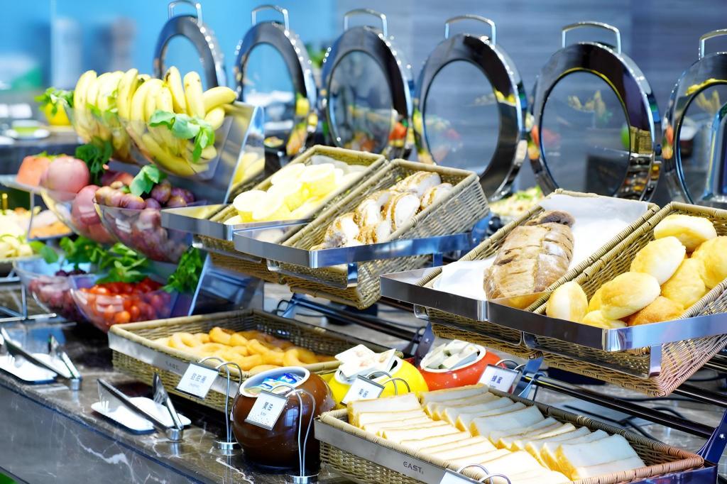 Фото Hampton by Hilton Beihai High-Speed Train Station