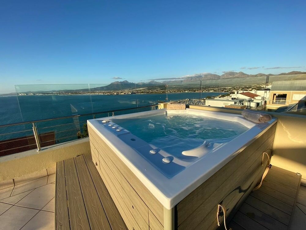 Фото Bayview Gordon's Bay