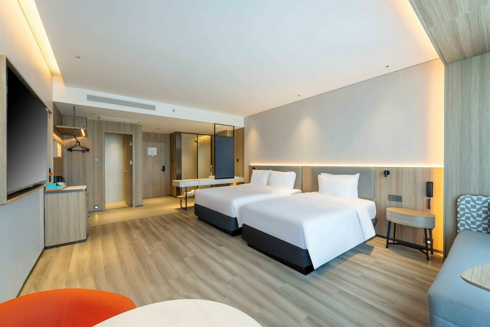 Фото Holiday Inn Express Hangzhou Airport by IHG