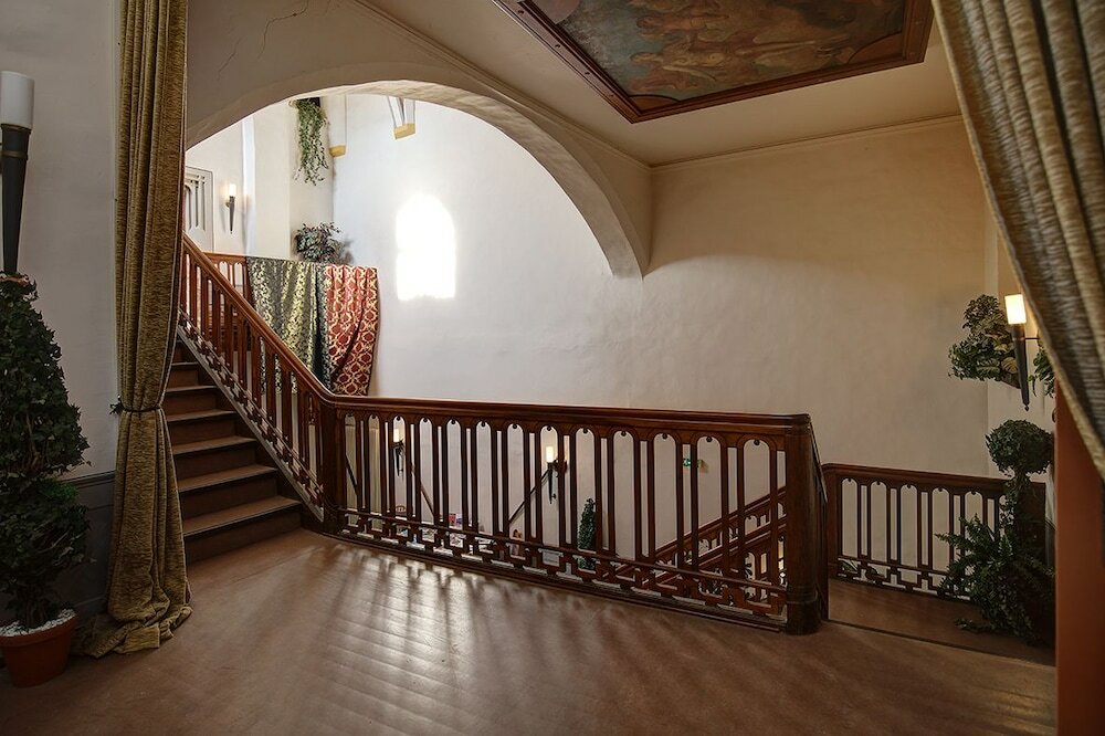 Фото Gotikhotel Frenzelhof