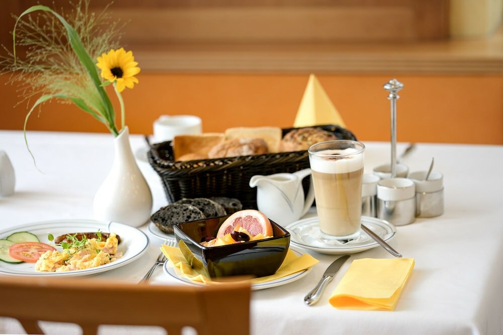 Фото Hotel Neustädter Hof