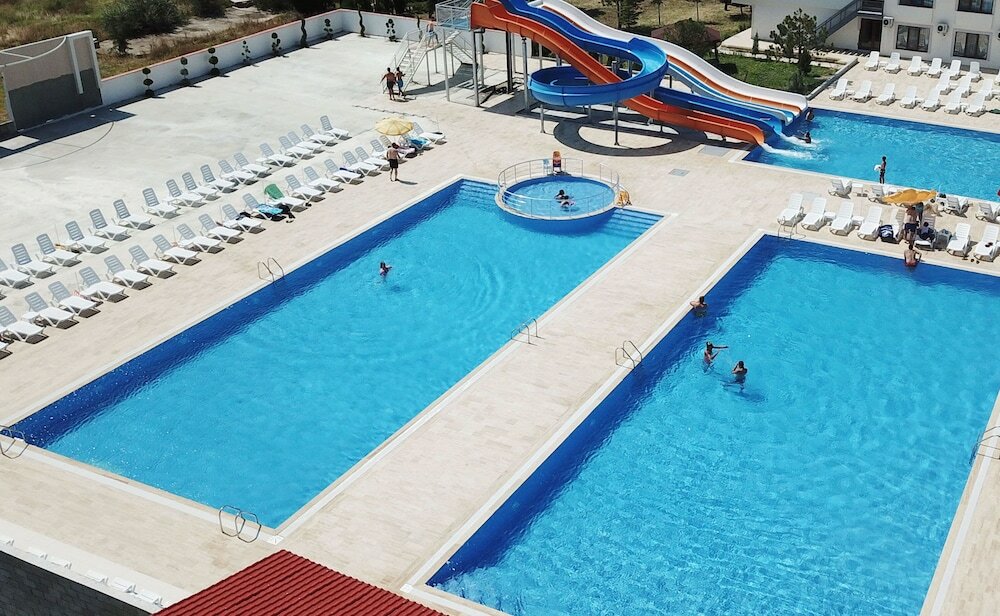 Фото Burgaz Resort Aquapark Hotel