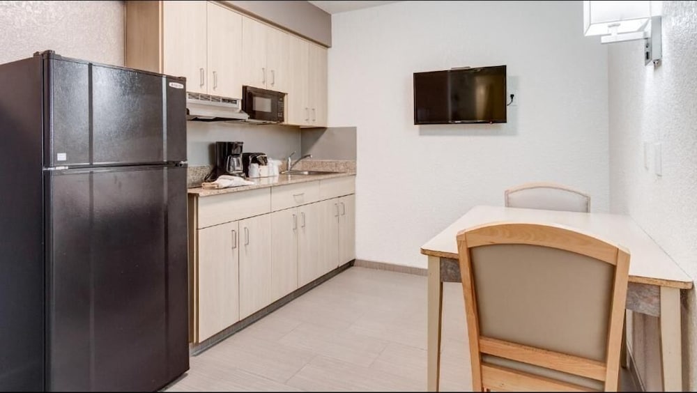 Фото Studio 6 El Paso, Tx - East