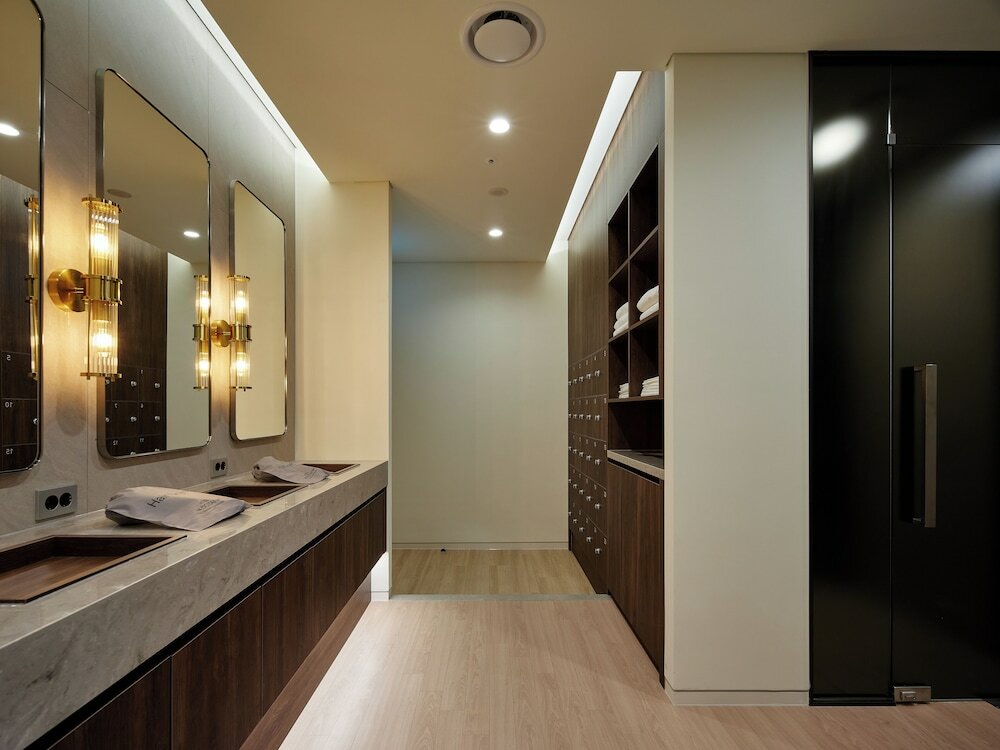 Фото Hotel The Botanik Sewoon Myeongdong