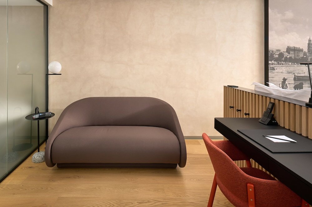 Фото Hotel Ambasador