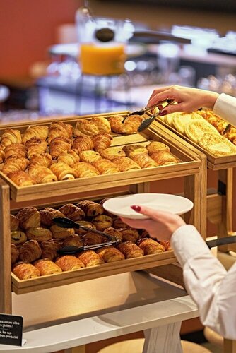 Гостиница Aparthotel Adagio Access Rouen Centre Cathédrale в Дьеппе