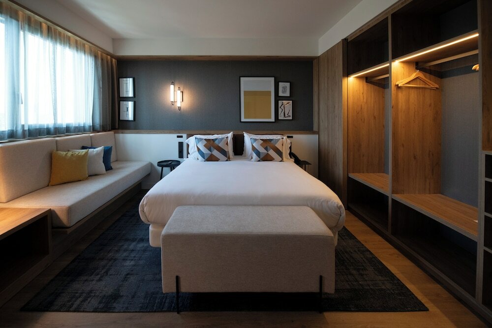Фото Four Points by Sheraton Barcelona Airport