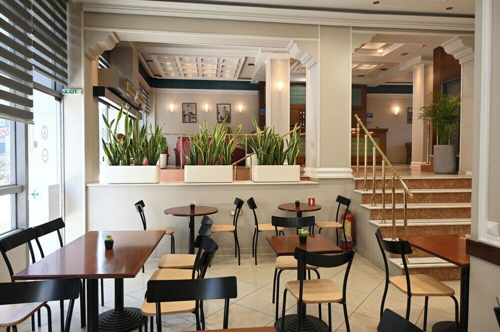 Фото Achillion Hotel