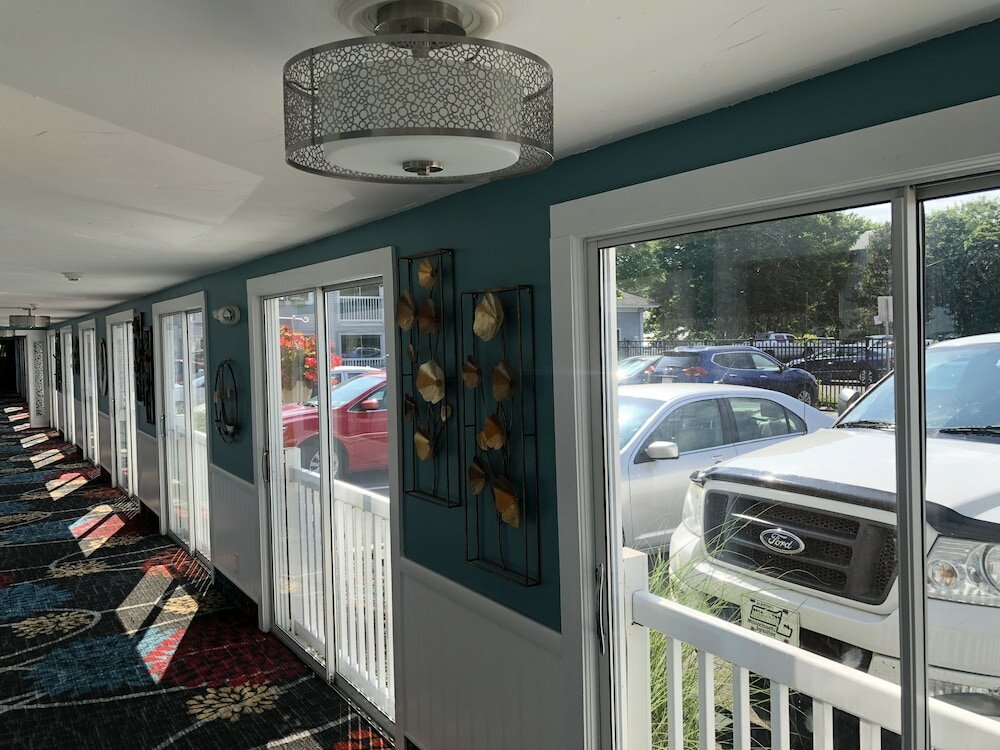 Фото SeaCoast Inn