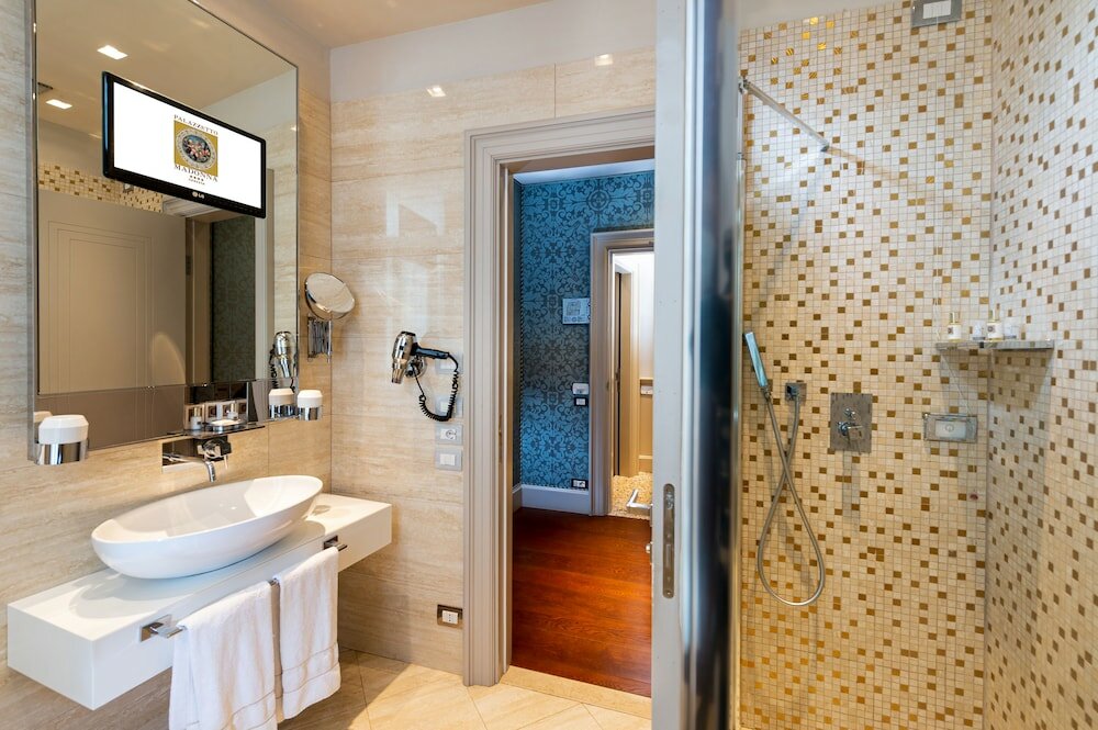 Фото Palazzetto Madonna