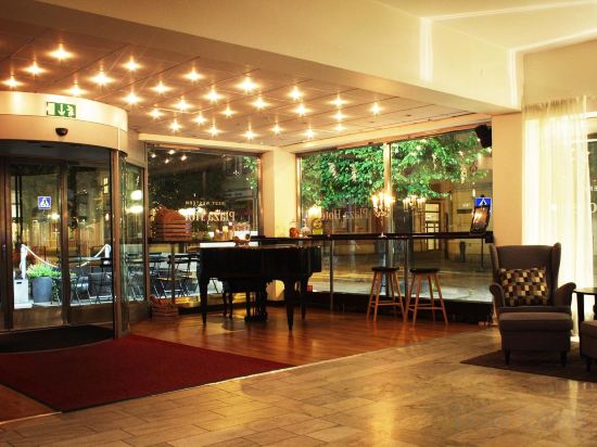 Фото отеля 2