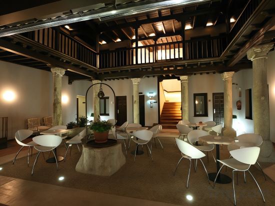 Фото Evenia Alcalá Boutique Hotel