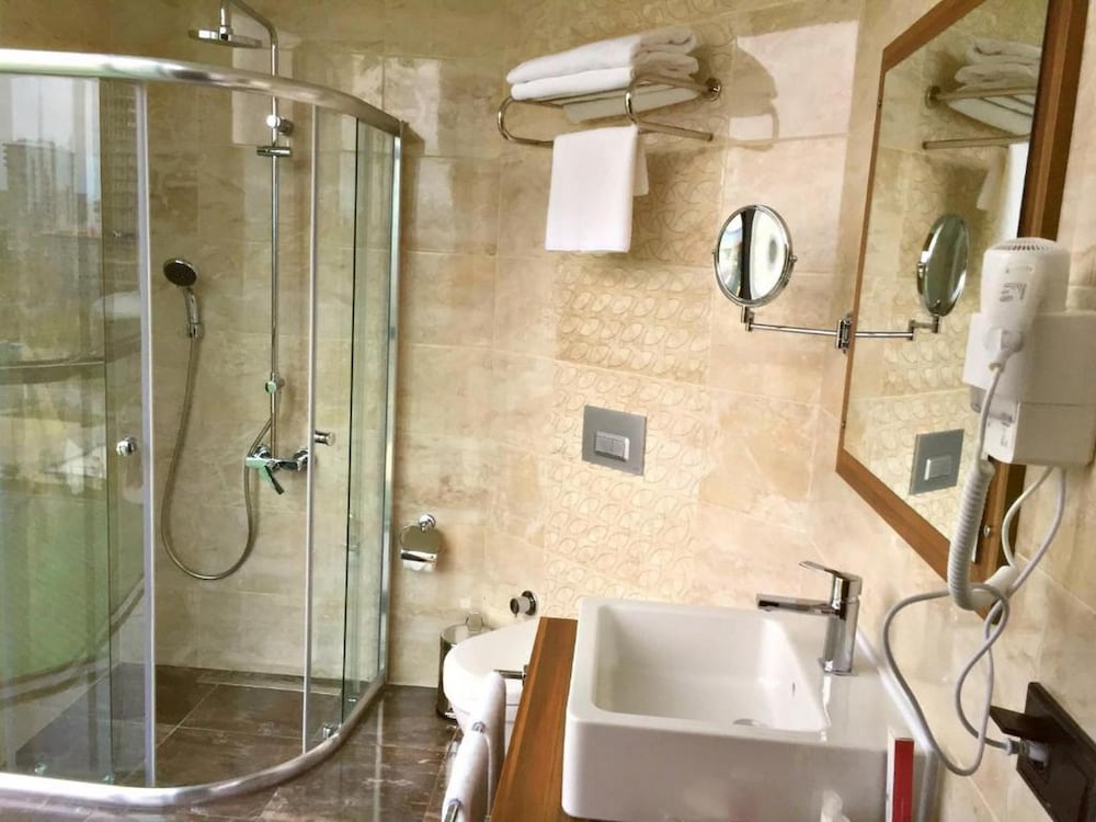 Фото Metro Sky Tower Batumi