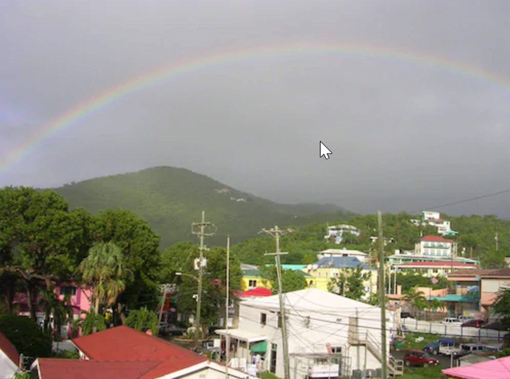 Фото Cruz Bay Boutique Hotel