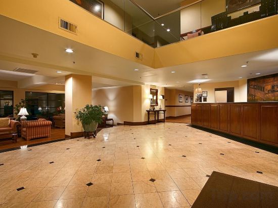 Фото Best Western Plus Plaza by the Green