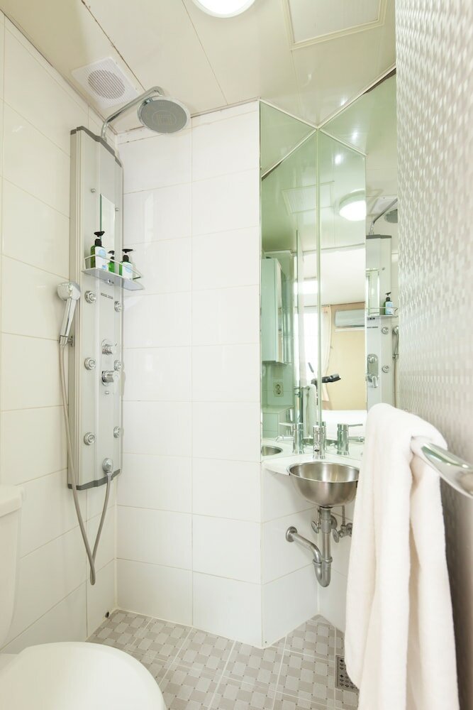 Фото Uljiro Co Op Residence