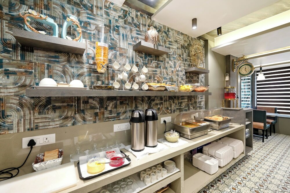 Фото Hotel Kalpana Palace