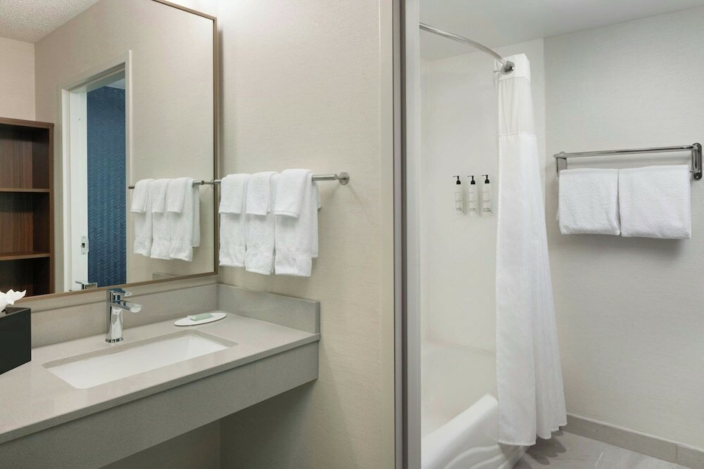 Фото Fairfield Inn & Suites Jacksonville Airport