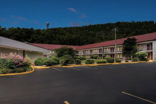 Гостиница Red Roof Inn Hot Springs в Хот-Спрингс