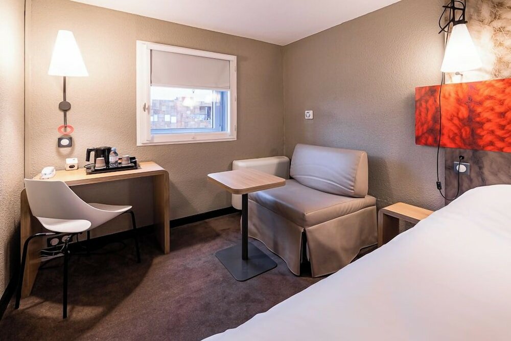 Фото Ibis Bordeaux Centre Meriadeck