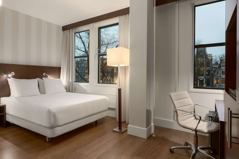 Фото Nh City Centre Amsterdam