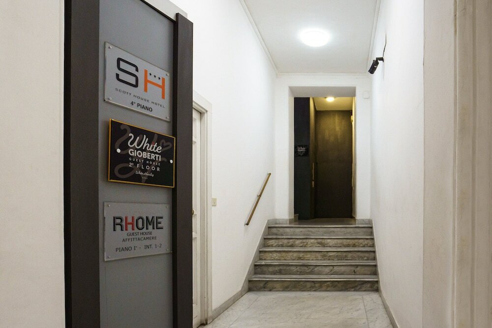 Фото Rhome GuestHouse