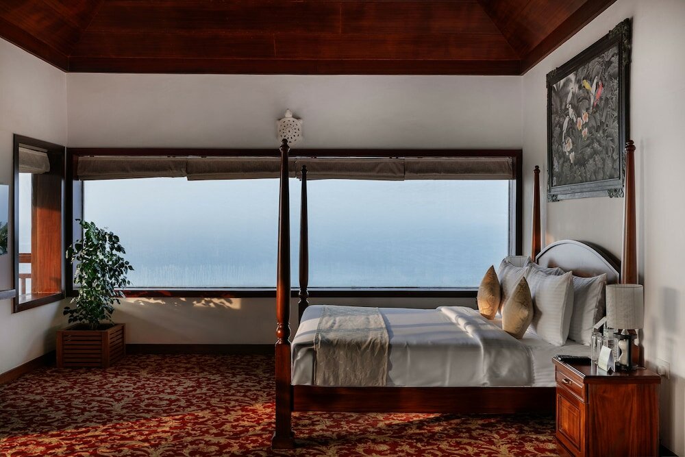 Фото Gokulam Grand Turtle On The Beach