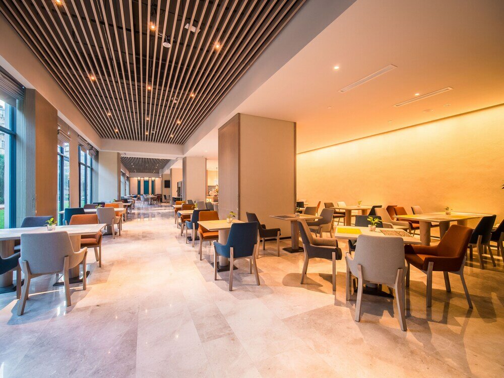 Фото Holiday Inn Express Kunming West, an Ihg Hotel