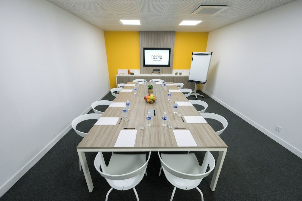 Фото Nemea Appart Hotel So Cloud Lyon Part Dieu