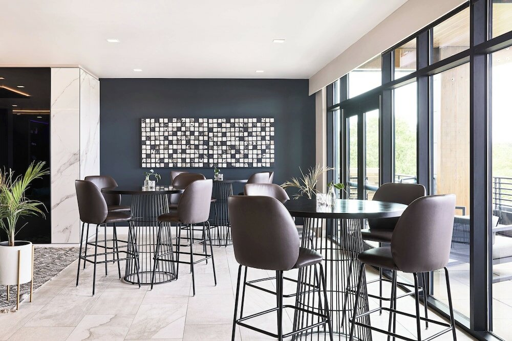 Фото Ac Hotel by Marriott Charlotte Southpark