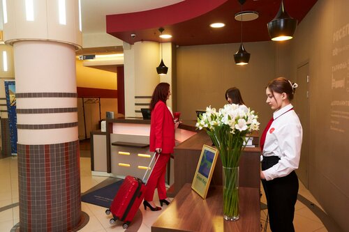 Внешний вид отеля Ibis Сибирь Омск в Омске, фото 2