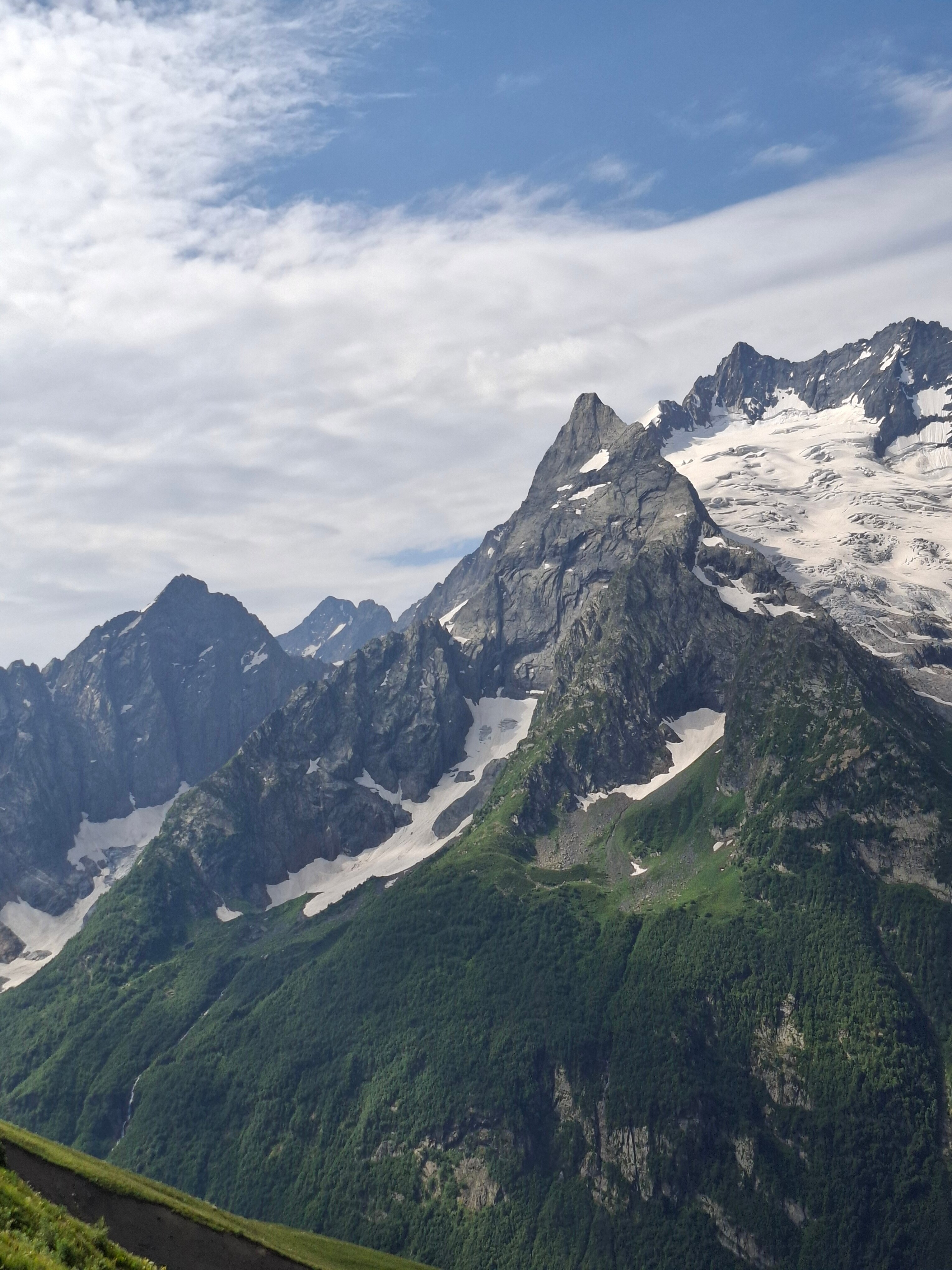 Фото Вдомбай.рф