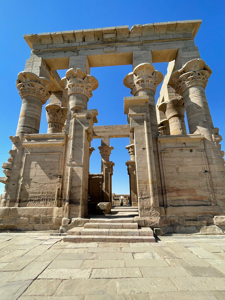 معلم جذب سياحي храмовый комплекс на острове Филе ، محافظة أسوان، صورة