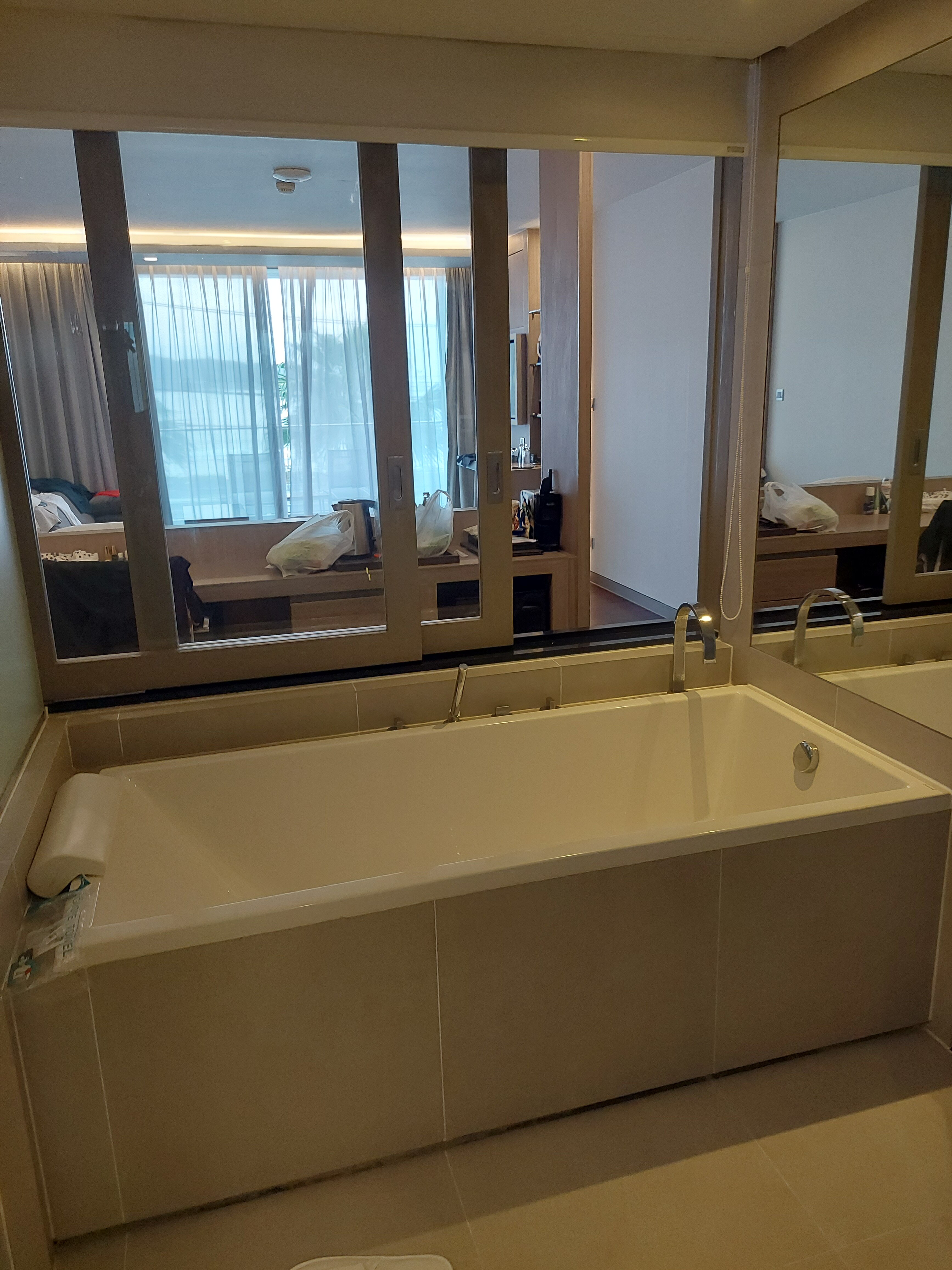 Фото Oceanfront Beach Resort