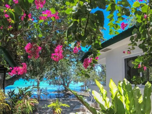 Гостиница The Three P Beach Resort в Провинции Ромблон