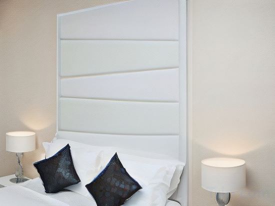 Фото The Oriental Legazpi