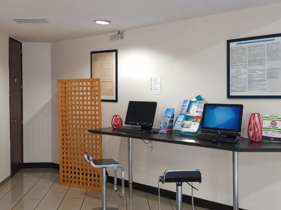 Фото Ibis Monterrey Valle