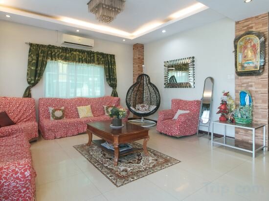 Фото RedDoorz near Talisay District Hospital