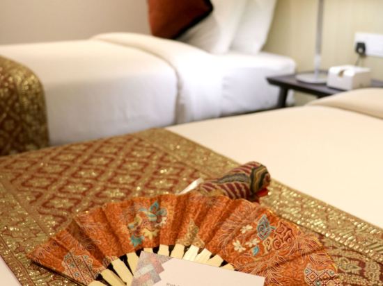 Фото Pacific Express Hotel Chinatown