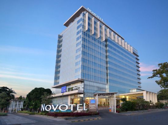Фото Novotel Makassar Grand Shayla
