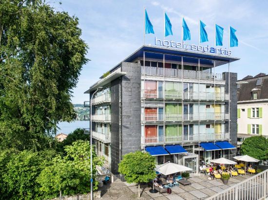 Фото отеля 1