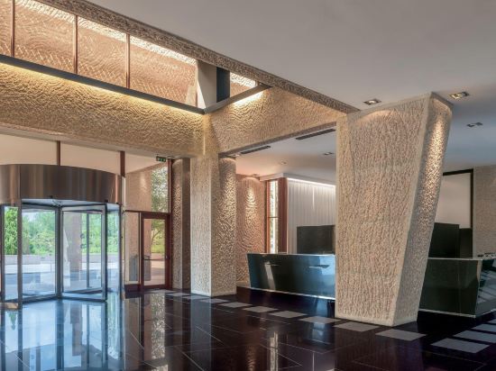 Фото Hilton Madrid Airport