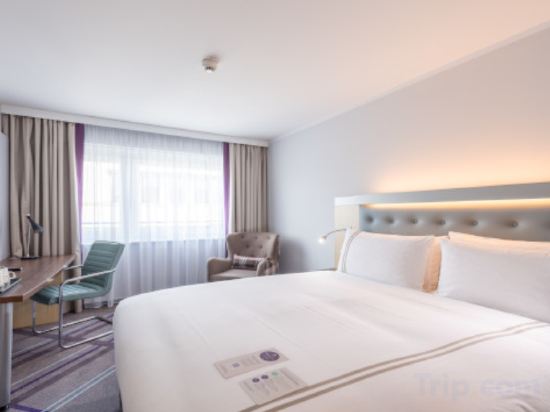 Фото Premier Inn Stuttgart Airport