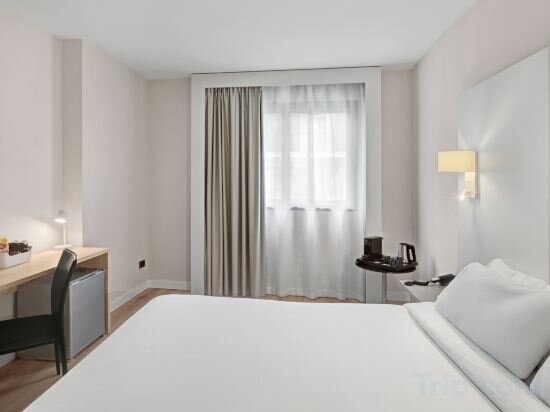 Фото Hotel Ciudad de Lleida