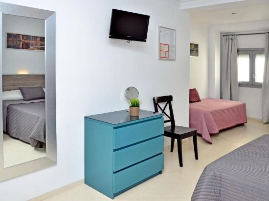 Фото Хостел Hostal Campito & Coworking