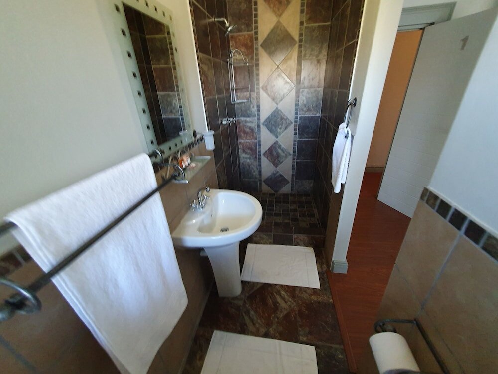 Фото Alabaster Box B&b